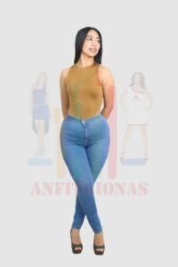 Thalia Anfitriona
